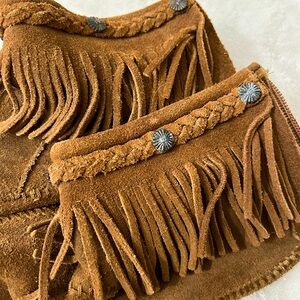 🔥✨ Minnetonka Brown Suede Fringe ankle Booties ZipUp heel &  metal hardware